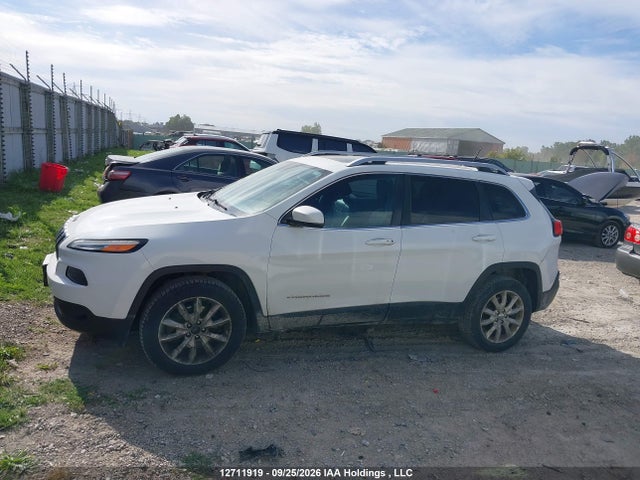 2015 Jeep Cherokee Limited მანქანა იყიდება აუქციონზე, vin: 1C4PJMDB2FW501041, აუქციონის ნომერი: 12711919