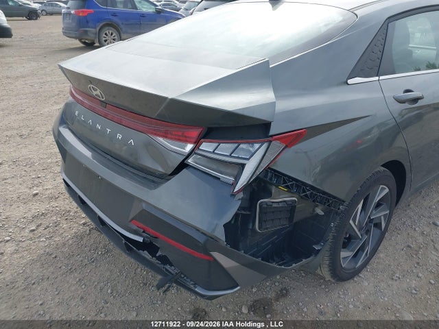 Hyundai Elantra Luxury 2025 KMHLN4DG9SU007761 Image 22