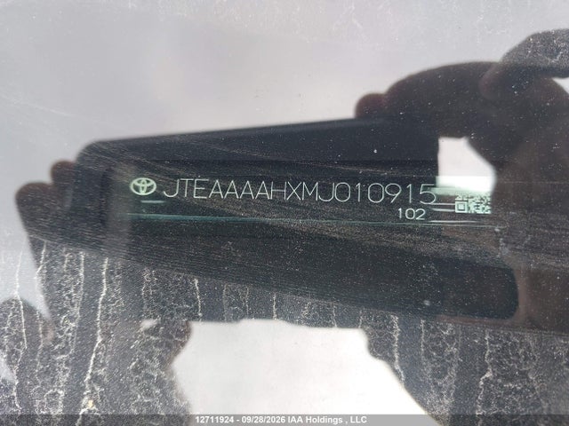Продаж на аукціоні авто 2021 Toyota Venza Xle, vin: JTEAAAAHXMJ010915, номер лоту: 12711924