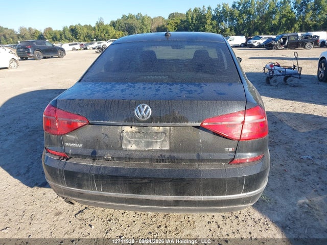 2016 Volkswagen Passat 1.8 Tsi Highline მანქანა იყიდება აუქციონზე, vin: 1VWCS7A33GC003196, აუქციონის ნომერი: 12711938