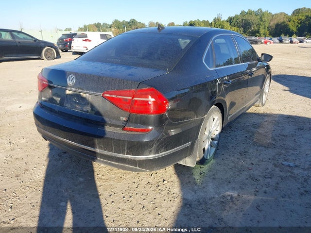 2016 Volkswagen Passat 1.8 Tsi Highline მანქანა იყიდება აუქციონზე, vin: 1VWCS7A33GC003196, აუქციონის ნომერი: 12711938