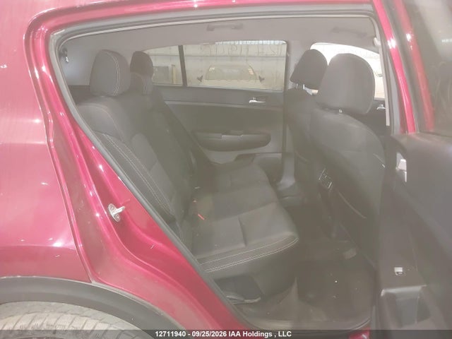 2020 Kia Sportage Lx/lx Anniversary/lx S მანქანა იყიდება აუქციონზე, vin: KNDPMCACXL7765869, აუქციონის ნომერი: 12711940