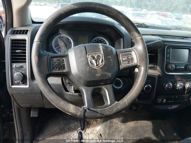 12711949 :رقم المزاد ، 3C6RR7KTXHG714035 vin ، 2017 Ram 1500 St مزاد بيع