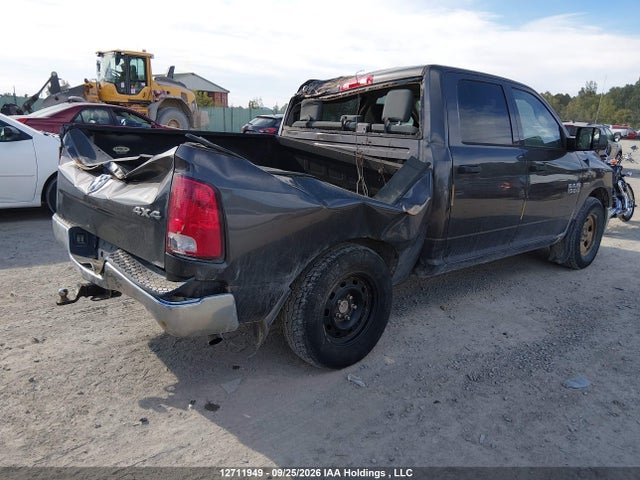 12711949 :رقم المزاد ، 3C6RR7KTXHG714035 vin ، 2017 Ram 1500 St مزاد بيع