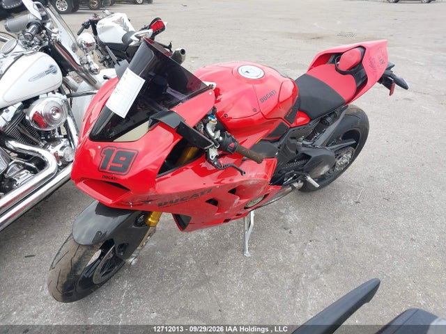 Ducati Panigale V4s 2023 ZDMDAGWW3PB005425 Image 2