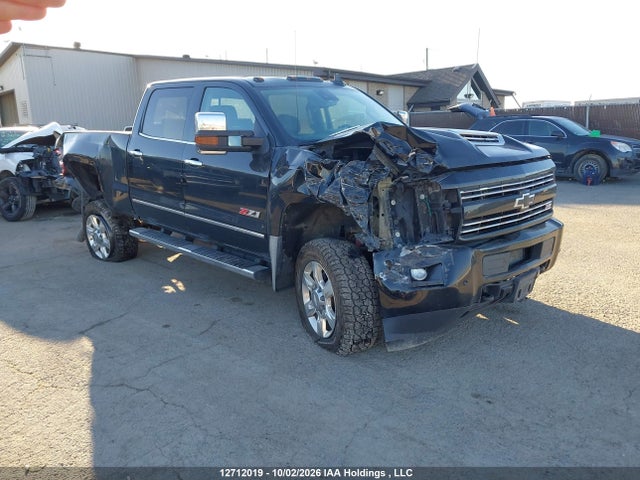 2018 1GC1KWEY3JF202054 main image