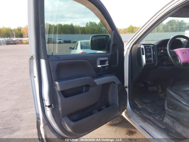 Продажа на аукционе авто 2018 Chevrolet Silverado 1500 2lt, vin: 3GCUKREC8JG226240, номер лота: 12712026
