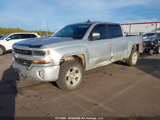 Продажа на аукционе авто 2018 Chevrolet Silverado 1500 2lt, vin: 3GCUKREC8JG226240, номер лота: 12712026