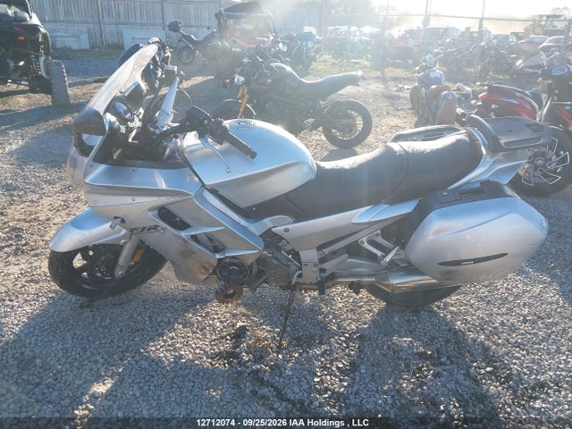 2003 Yamaha Fjr1300 მანქანა იყიდება აუქციონზე, vin: JYARP07N03A000210, აუქციონის ნომერი: 12712074