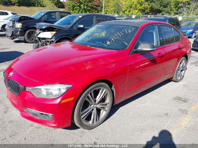 12712100 :رقم المزاد ، WBA3C3C56EF985709 vin ، 2014 Bmw 3 Series 320i Xdrive مزاد بيع