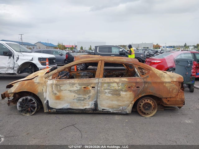 12712107 :رقم المزاد ، 3N1AB7AP1FL634872 vin ، 2015 Nissan Sentra S/sv/sr/sl مزاد بيع