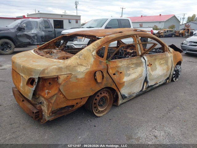 12712107 :رقم المزاد ، 3N1AB7AP1FL634872 vin ، 2015 Nissan Sentra S/sv/sr/sl مزاد بيع