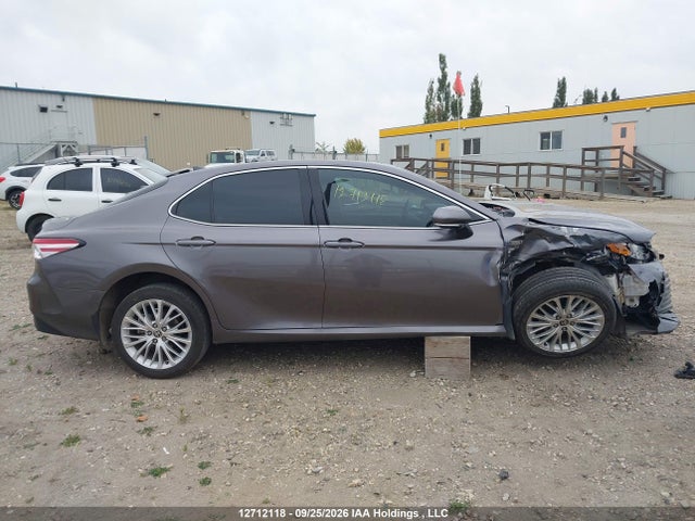 4T1B21HK0LU014827 Toyota Camry Xle/se