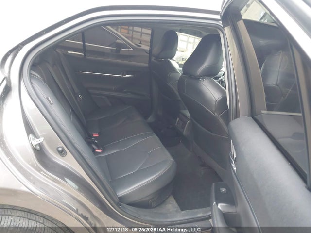 4T1B21HK0LU014827 Toyota Camry Xle/se