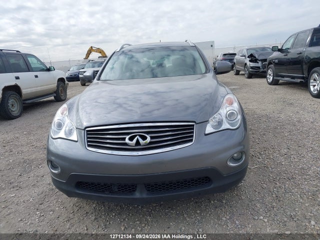 JN1BJ0HRXFM770915 Infiniti QX50