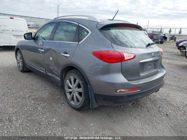 JN1BJ0HRXFM770915 Infiniti QX50