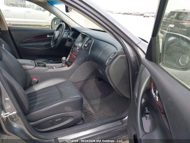 JN1BJ0HRXFM770915 Infiniti QX50