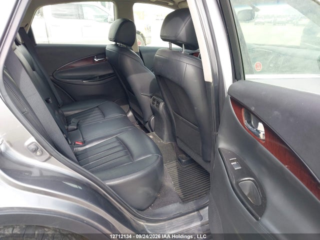 JN1BJ0HRXFM770915 Infiniti QX50