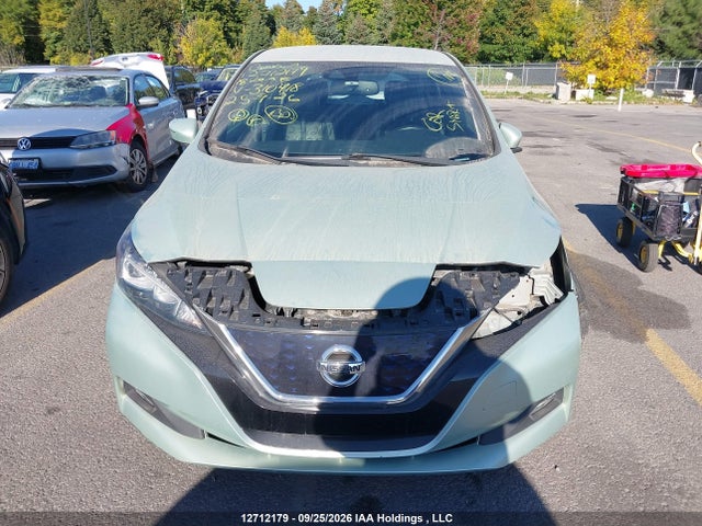12712179 :رقم المزاد ، 1N4AZ1CP7JC310418 vin ، 2018 Nissan Leaf S/sl/sv مزاد بيع