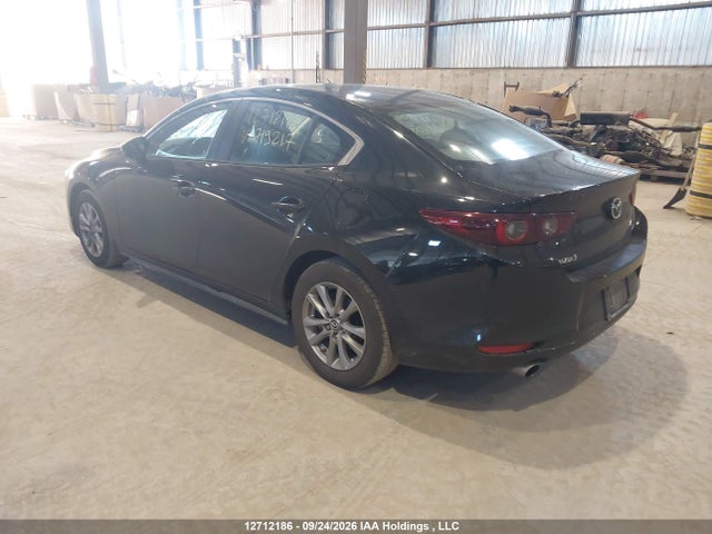 JM1BPACM2R1719217 Mazda 3 Preferred