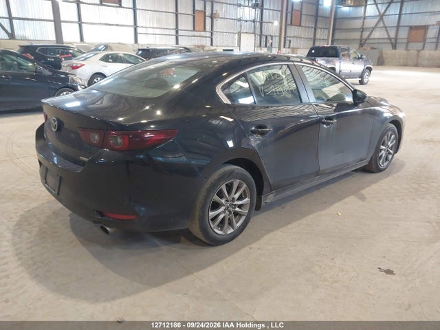 JM1BPACM2R1719217 Mazda 3 Preferred