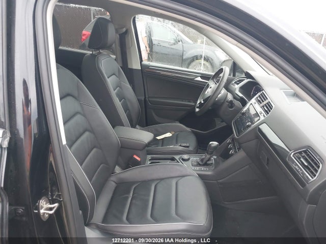 Продаж на аукціоні авто 2021 Volkswagen Tiguan, vin: 3VV4B7AX4MM067141, номер лоту: 12712201