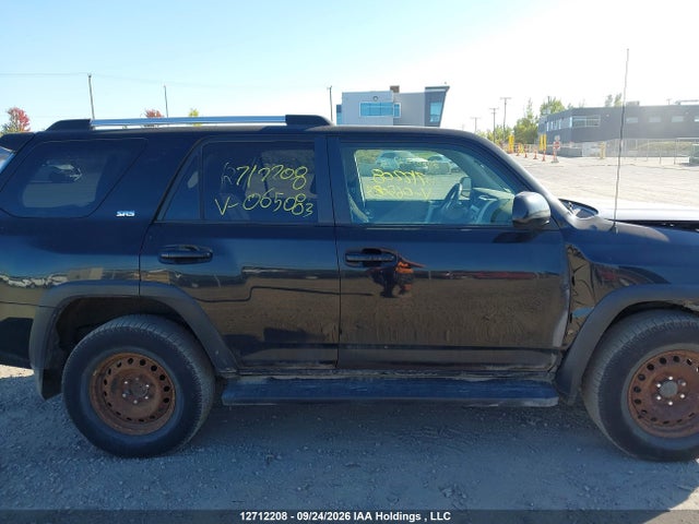 2011 Toyota 4runner მანქანა იყიდება აუქციონზე, vin: JTEBU5JR0B5065083, აუქციონის ნომერი: 12712208