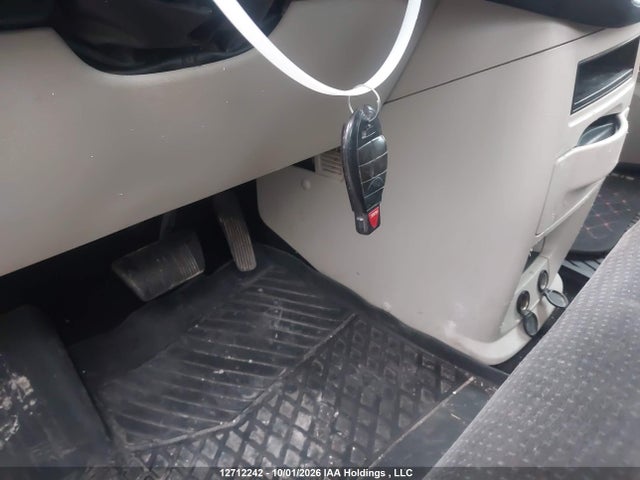 2017 Dodge Grand Caravan Cvp/sxt მანქანა იყიდება აუქციონზე, vin: 2C4RDGBG6HR879214, აუქციონის ნომერი: 12712242