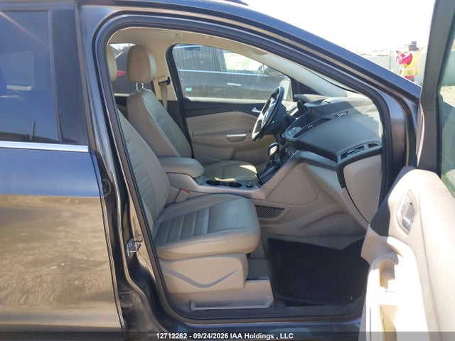 Продаж на аукціоні авто 2015 Ford Escape Se, vin: 1FMCU9GX8FUA84509, номер лоту: 12712262