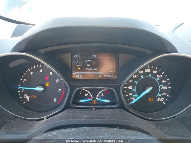 Продаж на аукціоні авто 2015 Ford Escape Se, vin: 1FMCU9GX8FUA84509, номер лоту: 12712262