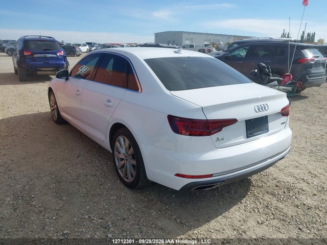 12712301 :رقم المزاد ، WAUANAF4XKA010132 vin ، 2019 Audi A4 Komfort مزاد بيع