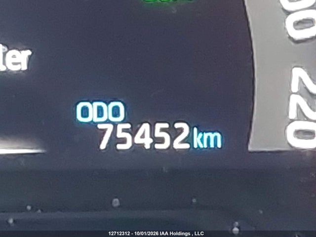 2T3B1RFV4RC484813 Toyota RAV4 LE