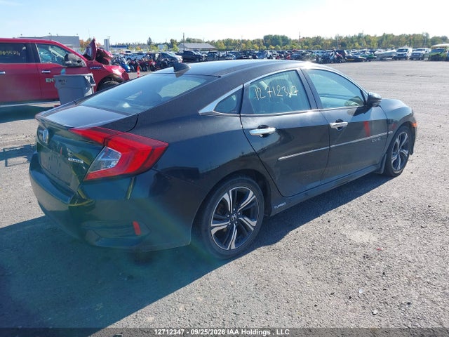 Honda Civic Touring 2018 2HGFC1F90JH104581 Image 4