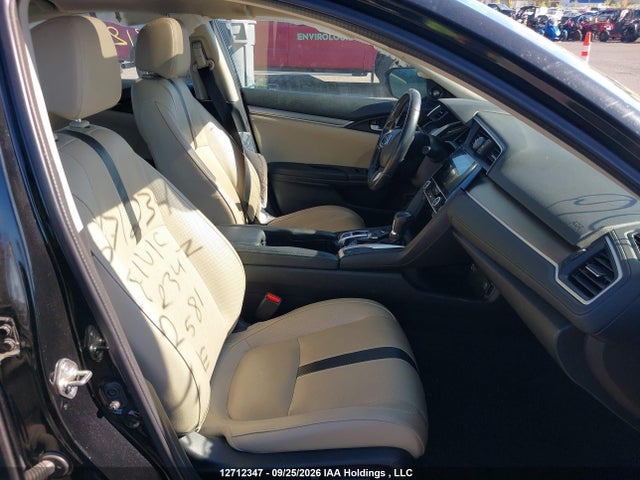 Honda Civic Touring 2018 2HGFC1F90JH104581 Image 5