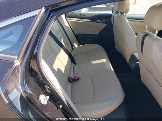 Honda Civic Touring 2018 2HGFC1F90JH104581 Image 8