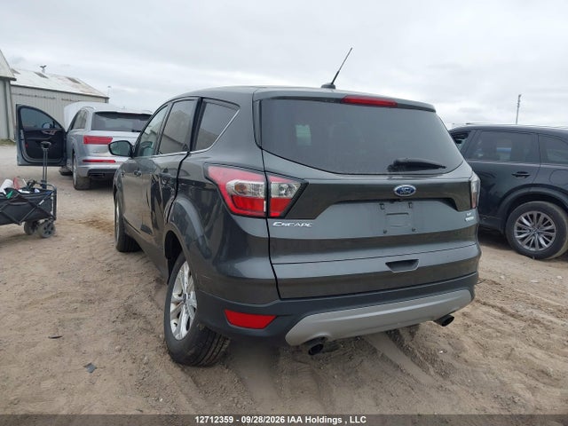 2017 Ford Escape Se მანქანა იყიდება აუქციონზე, vin: 1FMCU0GD2HUE98731, აუქციონის ნომერი: 12712359