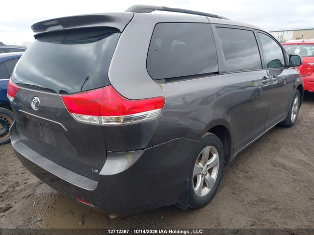 Продаж на аукціоні авто 2011 Toyota Sienna Le, vin: 5TDKA3DC9BS002230, номер лоту: 12712367