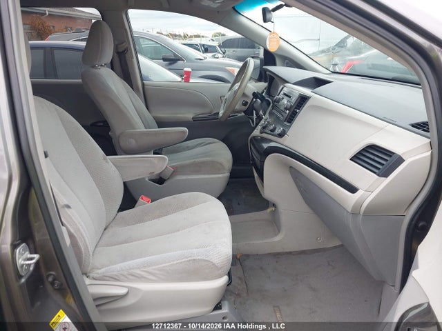 Продаж на аукціоні авто 2011 Toyota Sienna Le, vin: 5TDKA3DC9BS002230, номер лоту: 12712367