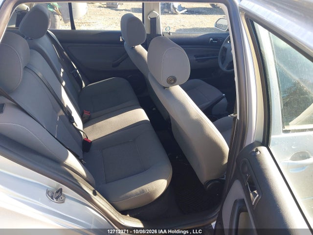 Продажа на аукционе авто 2010 Volkswagen Golf City 2.0l, vin: 9BWEL4BE7A4003247, номер лота: 12712371