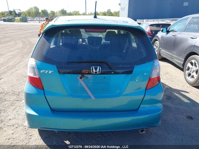 2014 Honda Fit Sport მანქანა იყიდება აუქციონზე, vin: LUCGE8H70E3004051, აუქციონის ნომერი: 12712379