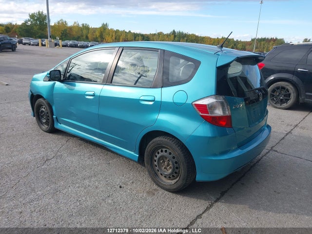 2014 Honda Fit Sport მანქანა იყიდება აუქციონზე, vin: LUCGE8H70E3004051, აუქციონის ნომერი: 12712379