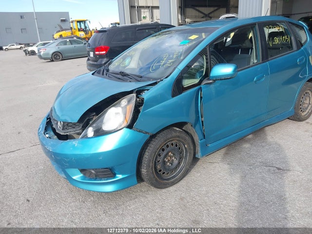 2014 Honda Fit Sport მანქანა იყიდება აუქციონზე, vin: LUCGE8H70E3004051, აუქციონის ნომერი: 12712379