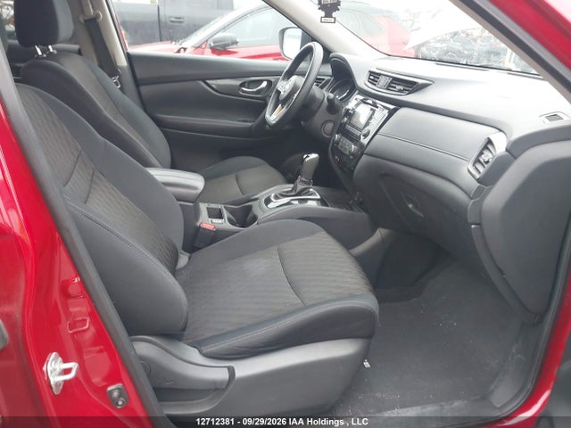 12712381 :رقم المزاد ، 5N1AT2MV4HC870093 vin ، 2017 Nissan Rogue S/sl Platinum/sv مزاد بيع