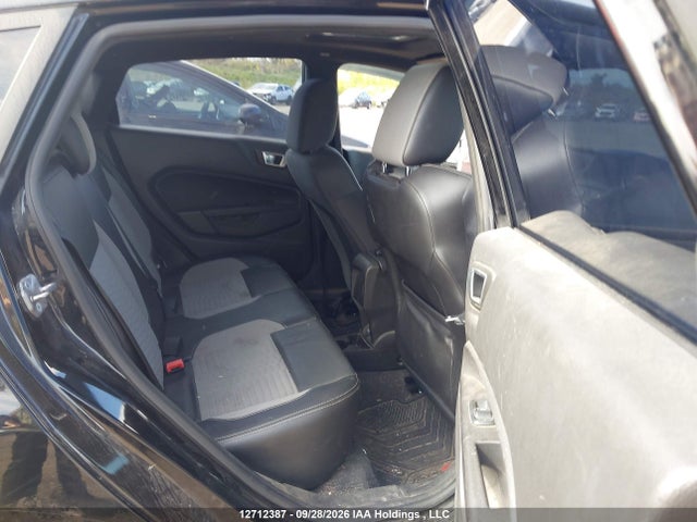 12712387 :رقم المزاد ، 3FADP4GX0JM115998 vin ، 2018 Ford Fiesta St مزاد بيع
