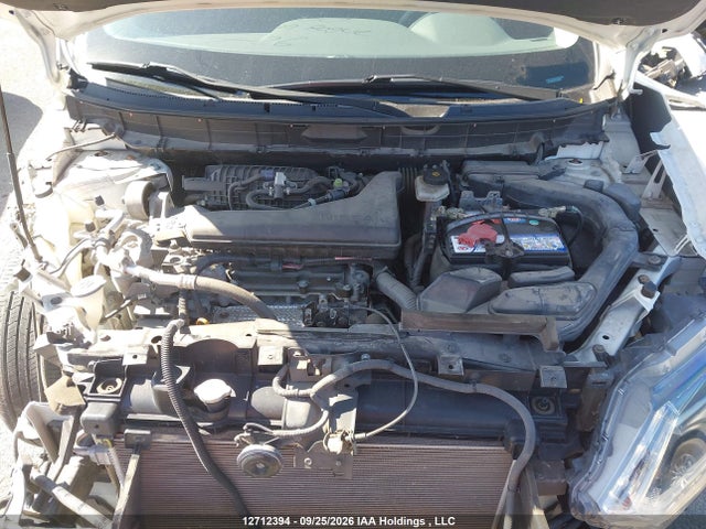 5N1AT2MV4EC763850 Nissan ROGUE SV