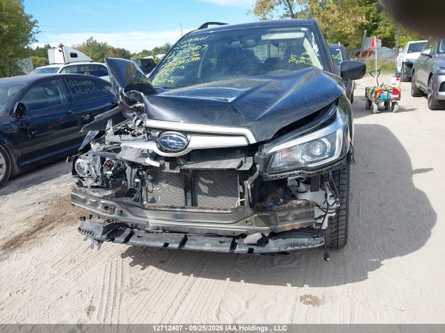 Продажа на аукционе авто 2019 Subaru Forester Premium, vin: JF2SKEDC2KH570236, номер лота: 12712407