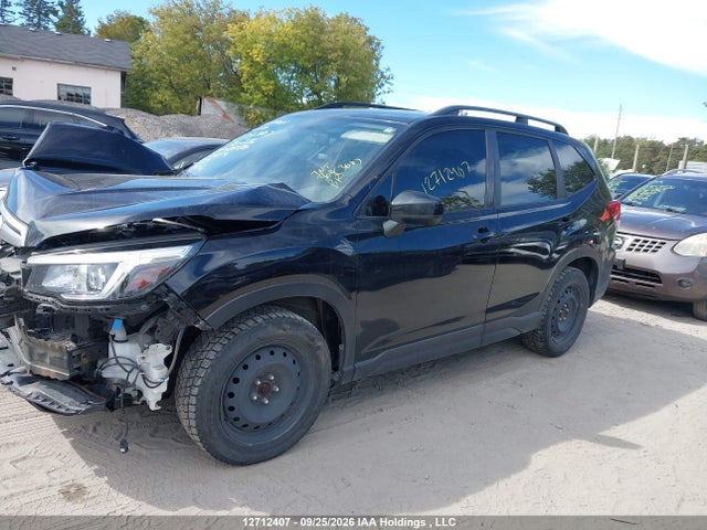 Продажа на аукционе авто 2019 Subaru Forester Premium, vin: JF2SKEDC2KH570236, номер лота: 12712407