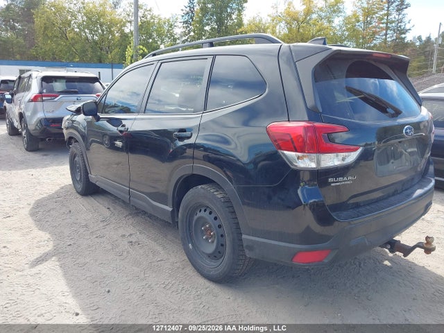 Продажа на аукционе авто 2019 Subaru Forester Premium, vin: JF2SKEDC2KH570236, номер лота: 12712407