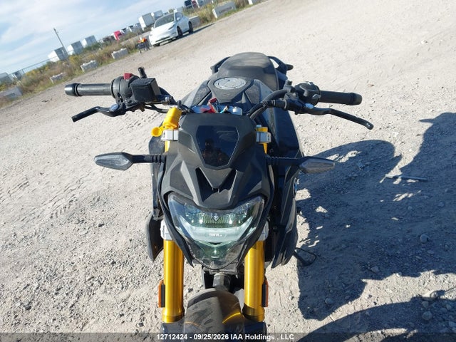 12712424 :رقم المزاد ، WB30G430XRRA65467 vin ، 2024 Bmw G310 R مزاد بيع