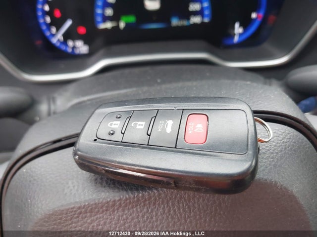 Продажа на аукционе авто 2022 Toyota Corolla, vin: JTDBAMDE7NJ055520, номер лота: 12712430